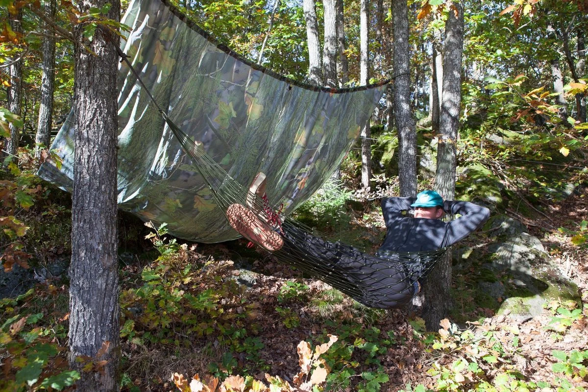 MacGyver® ‘3-in-1’ Tent | Tarp – Schaduwdoek – Hangmat | Strandtent | Outdoor-tent | Shelter | Vistent | 280 X 280 Cm | Camouflage | Waterdicht | Lichtgewicht 3 MacGyver® ‘3-in-1’ Tent | Tarp – Schaduwdoek – Hangmat | Strandtent | Outdoor-tent | Shelter | Vistent | 280 X 280 Cm | Camouflage | Waterdicht | Lichtgewicht - Afbeelding 3